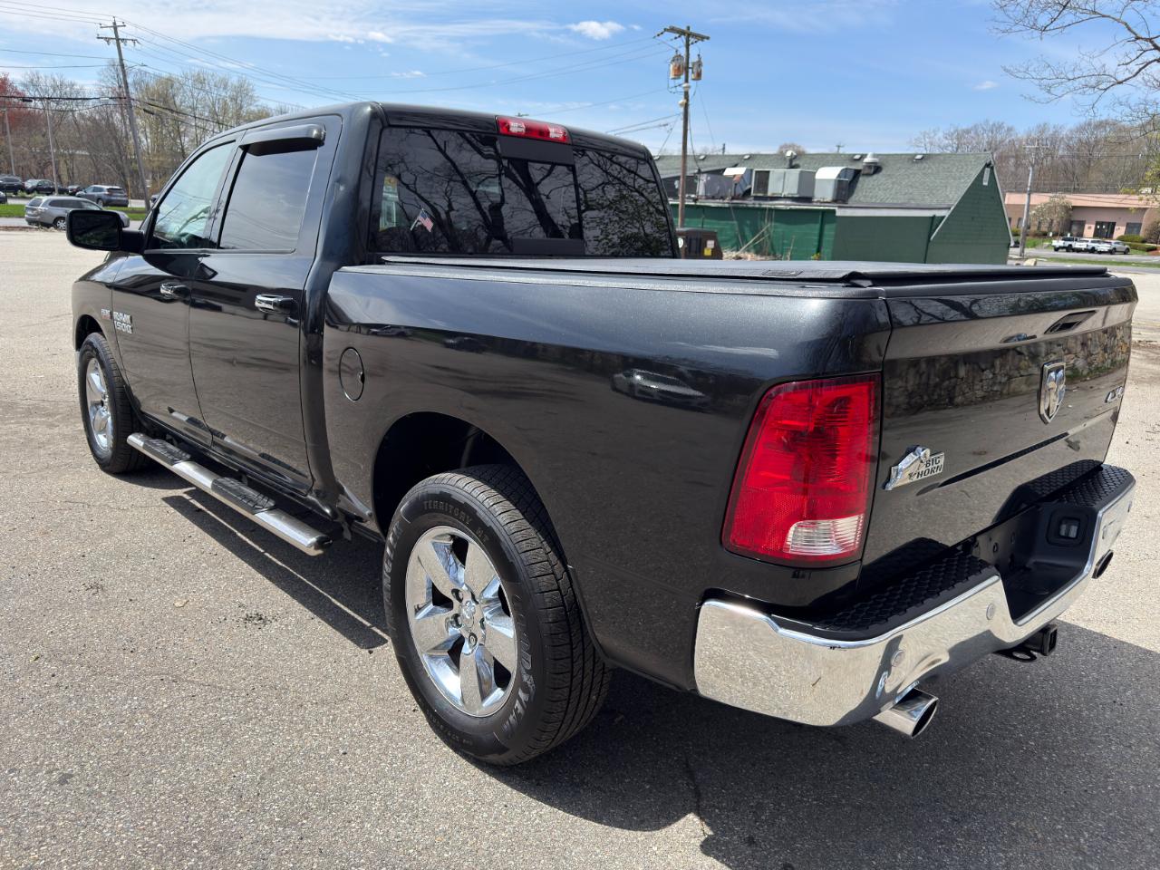 RAM 1500 Big Horn Crew Cab 4WD 2016