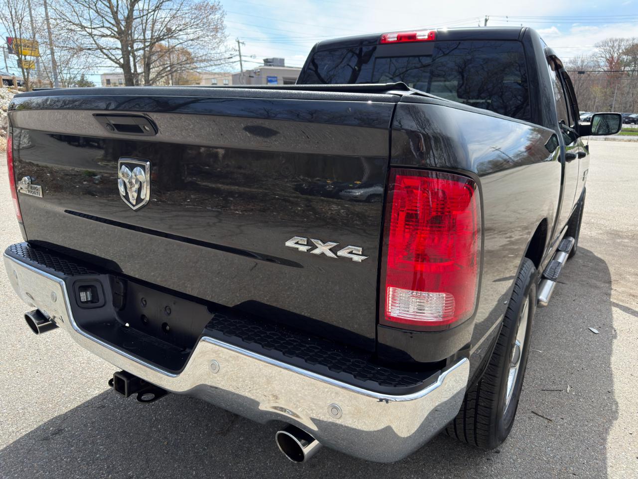 RAM 1500 Big Horn Crew Cab 4WD 2016