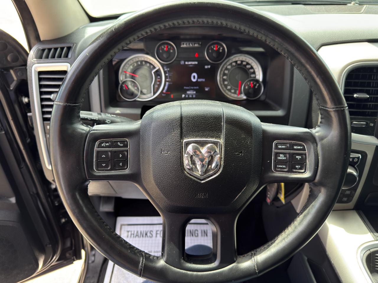 RAM 1500 Big Horn Crew Cab 4WD 2016