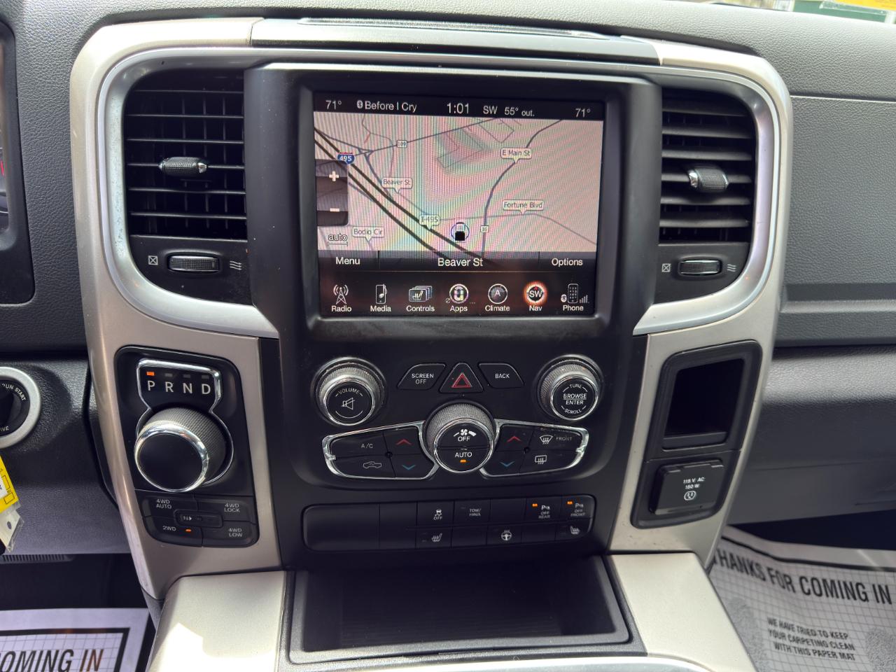 RAM 1500 Big Horn Crew Cab 4WD 2016