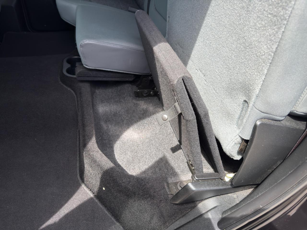 RAM 1500 Big Horn Crew Cab 4WD 2016