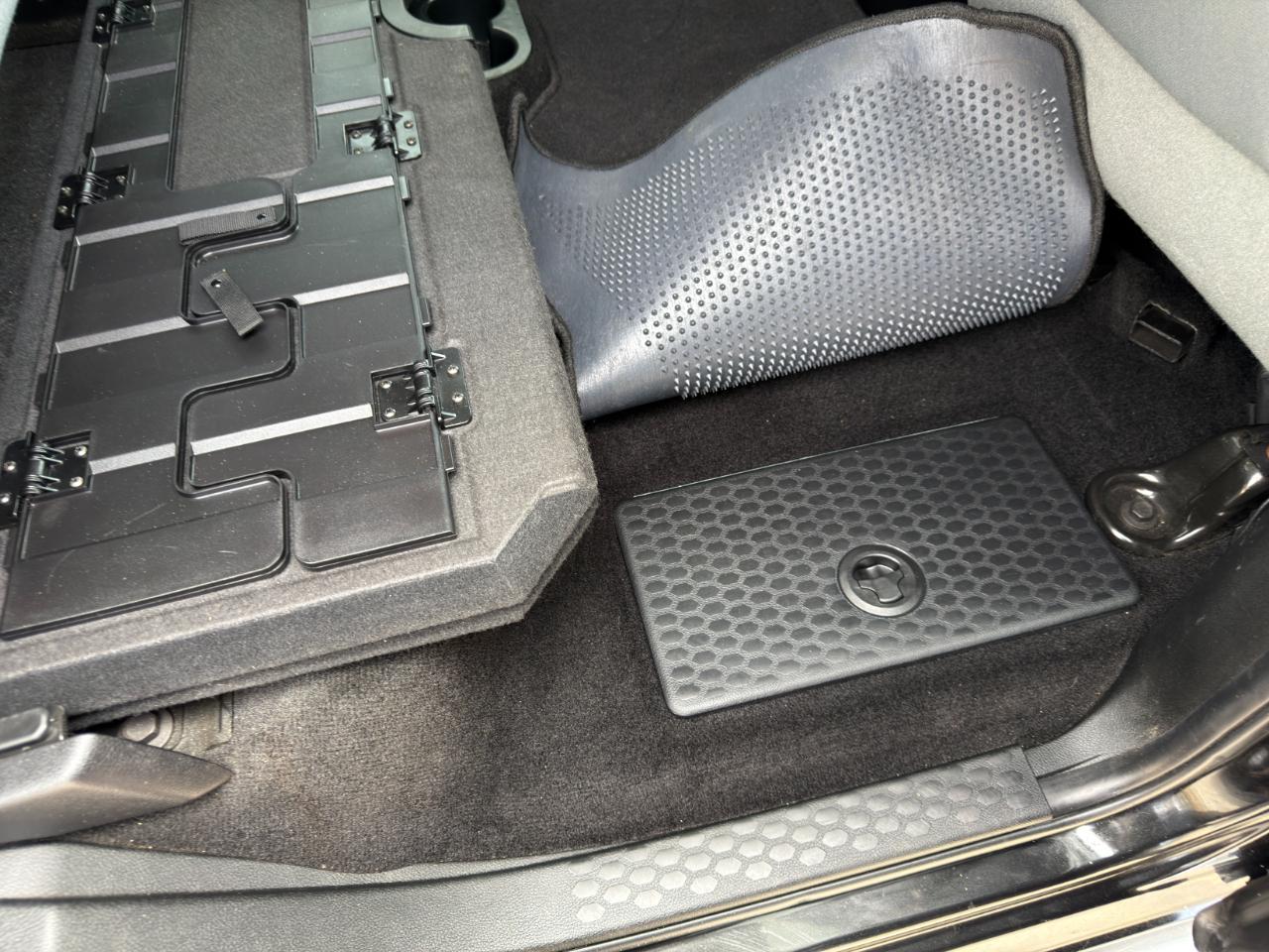 RAM 1500 Big Horn Crew Cab 4WD 2016