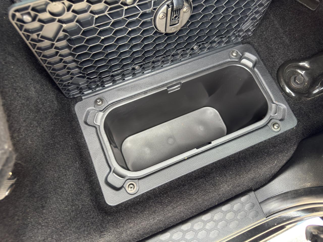 RAM 1500 Big Horn Crew Cab 4WD 2016