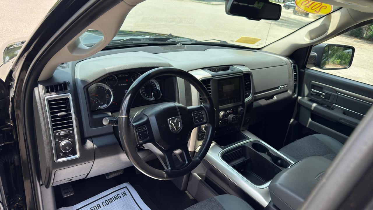 2016 RAM Ram 1500 Pickup Big Horn - Photo 15