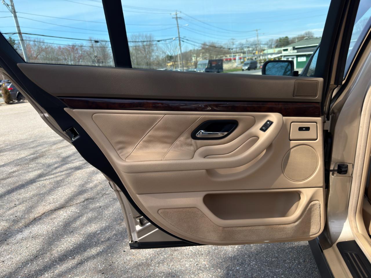 BMW 7-Series 740i 1995