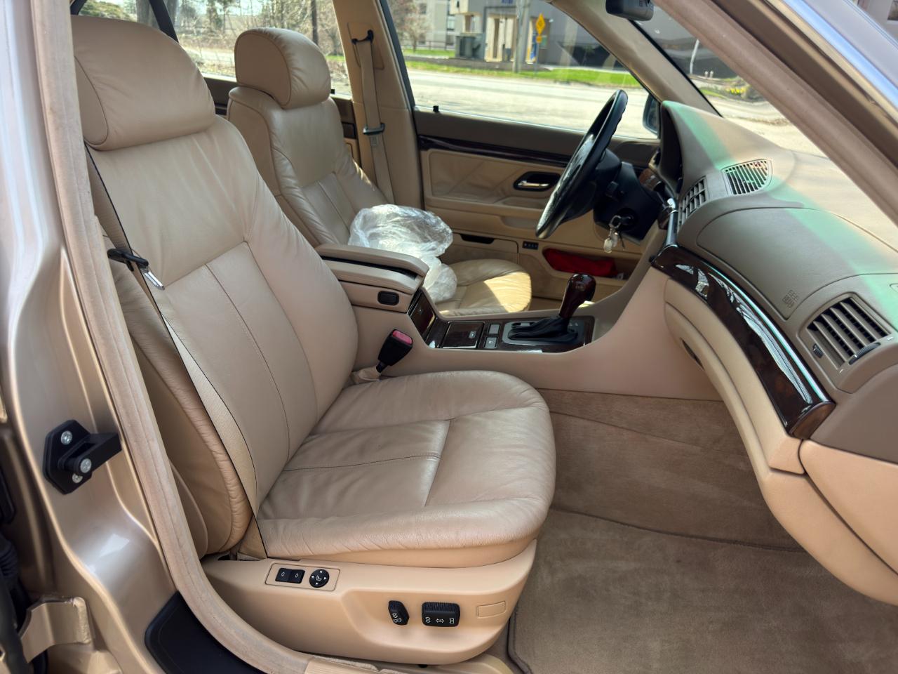 BMW 7-Series 740i 1995