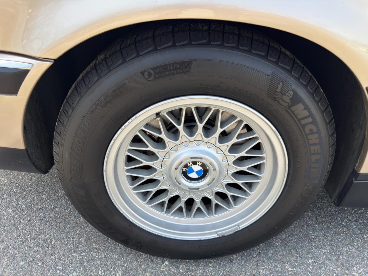 BMW 7-Series 740i 1995