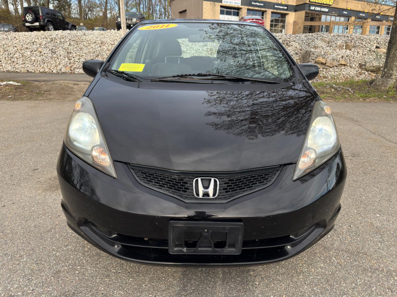 Honda Fit 5-Speed AT 2011