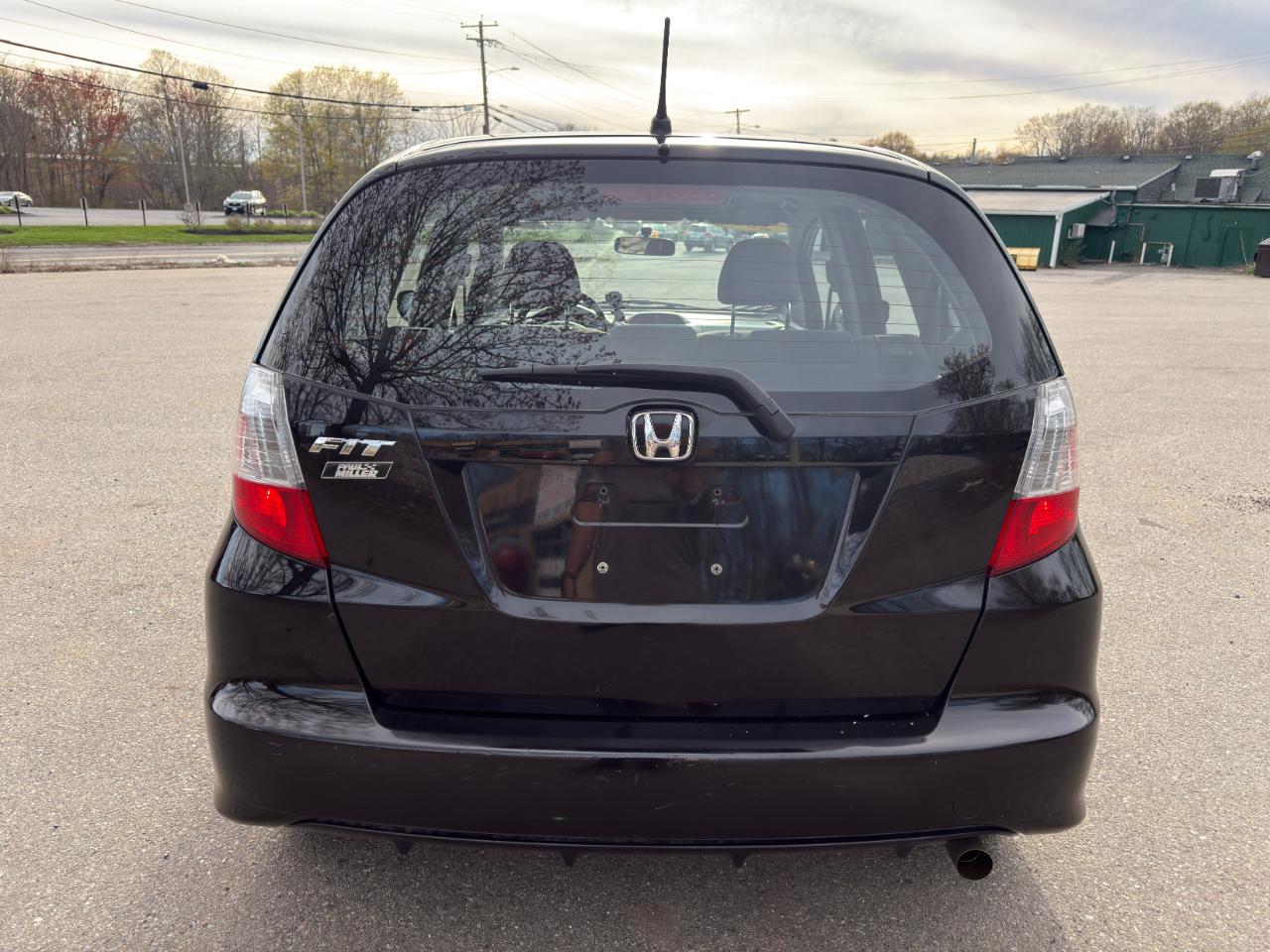 Honda Fit 5-Speed AT 2011