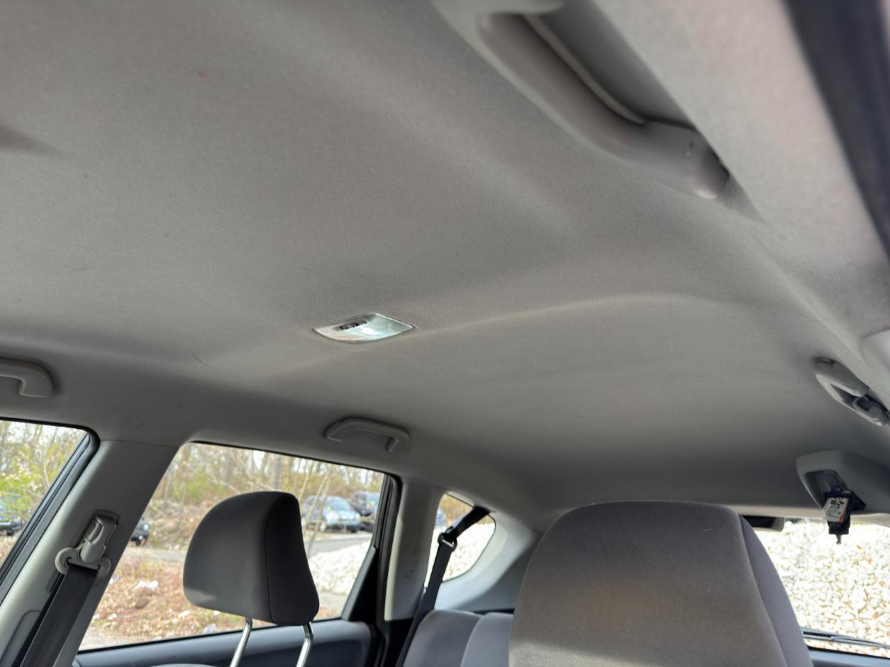 Honda Fit 5-Speed AT 2011