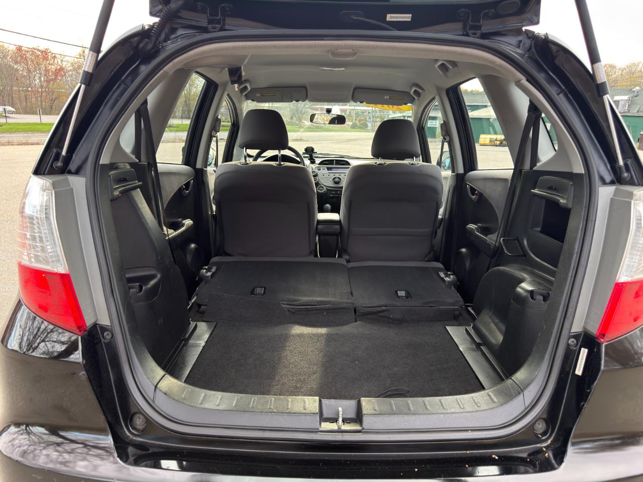 Honda Fit 5-Speed AT 2011