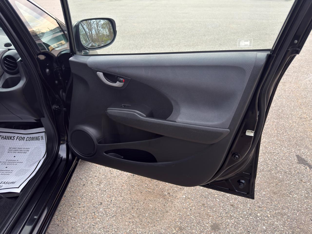 Honda Fit 5-Speed AT 2011