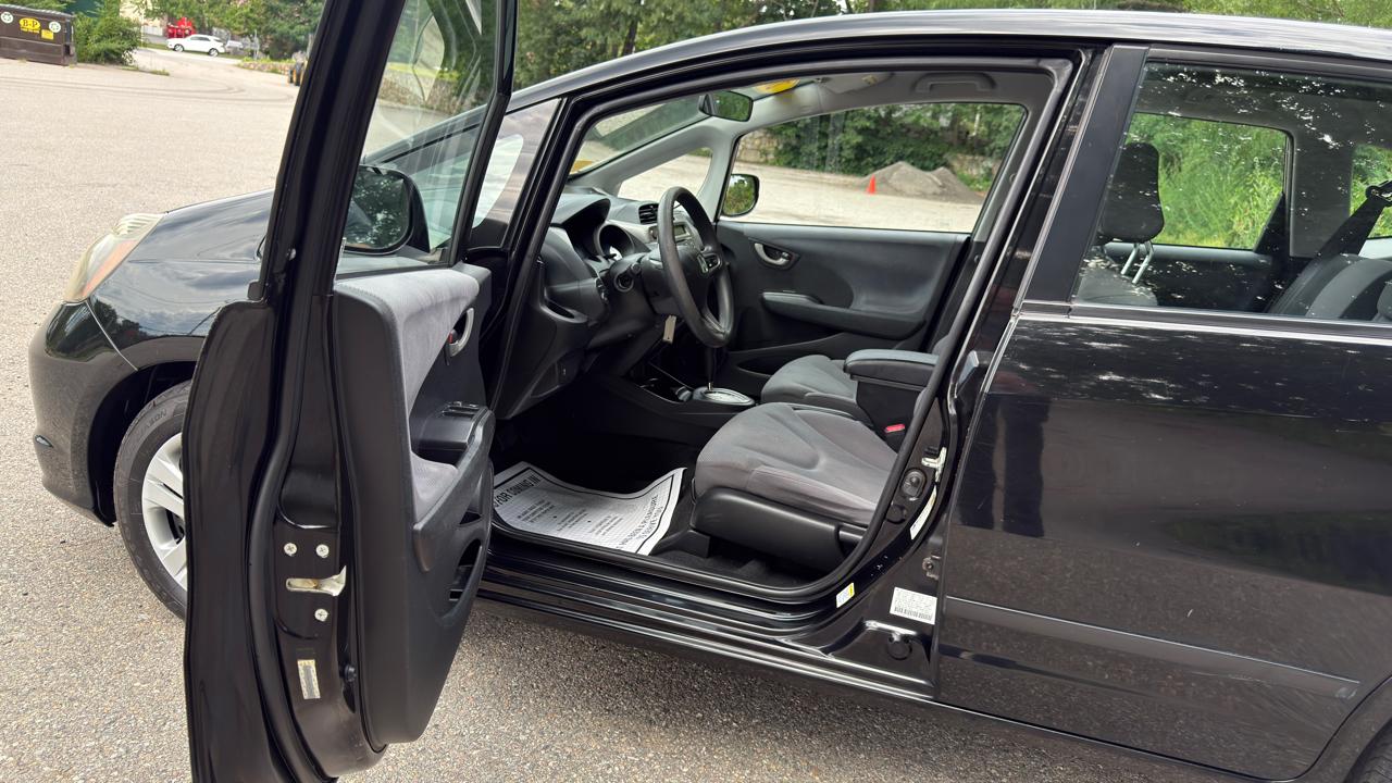 2011 Honda Fit Base - Photo 13