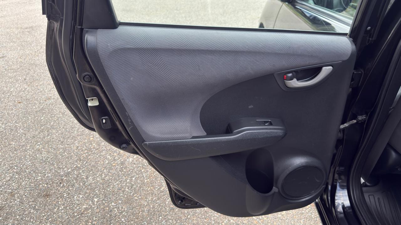 2011 Honda Fit Base - Photo 29