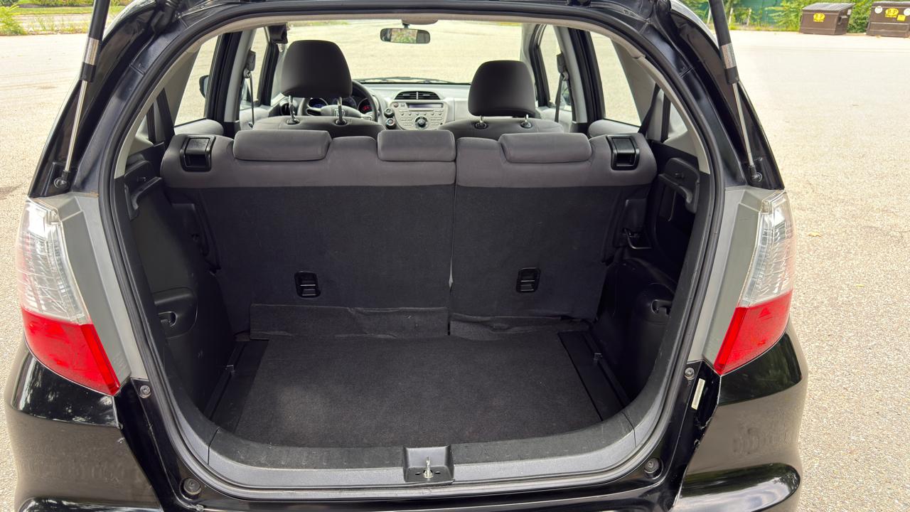 2011 Honda Fit Base - Photo 30