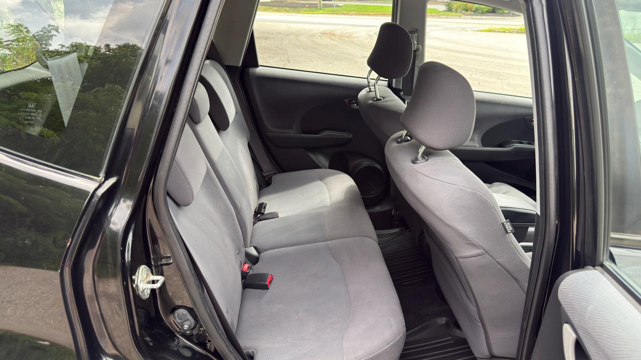 2011 Honda Fit Base - Photo 31