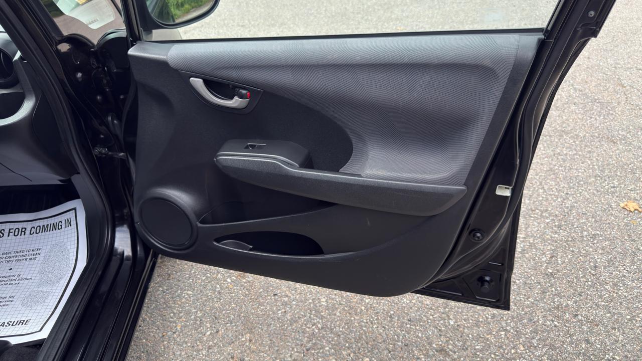 2011 Honda Fit Base - Photo 37