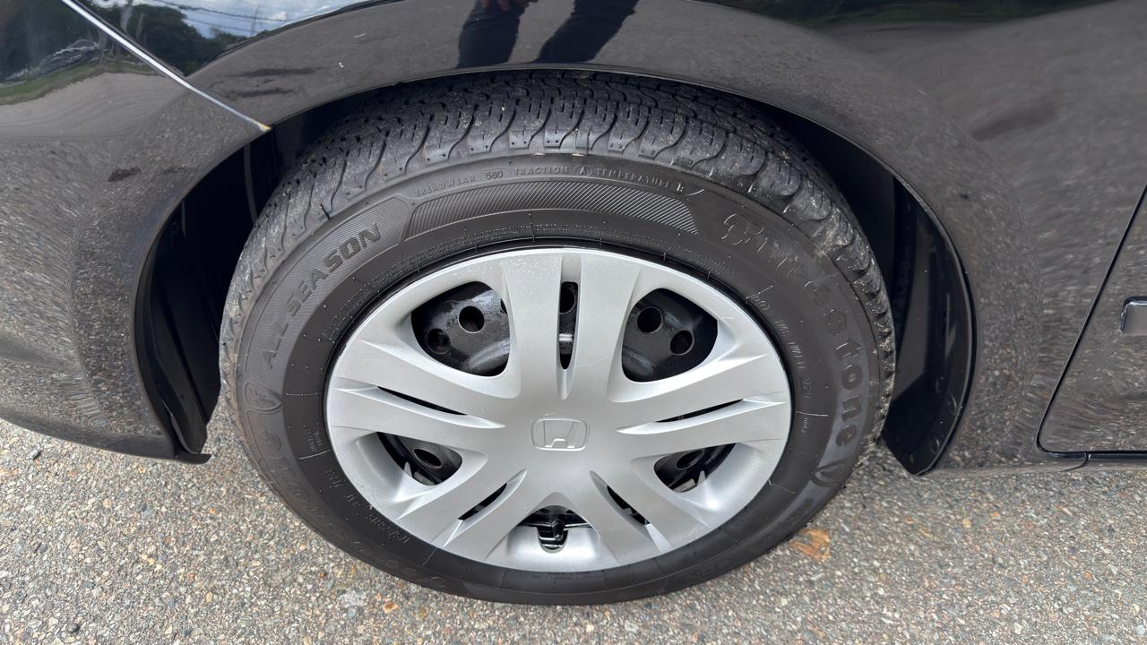 2011 Honda Fit Base - Photo 43