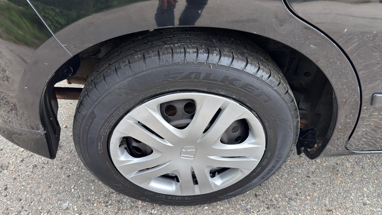 2011 Honda Fit Base - Photo 45