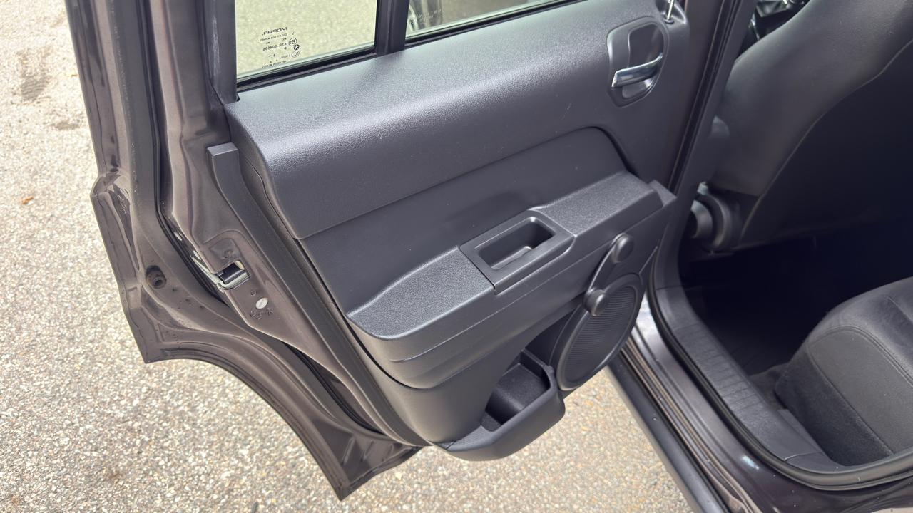 2015 Jeep Patriot Sport - Photo 31