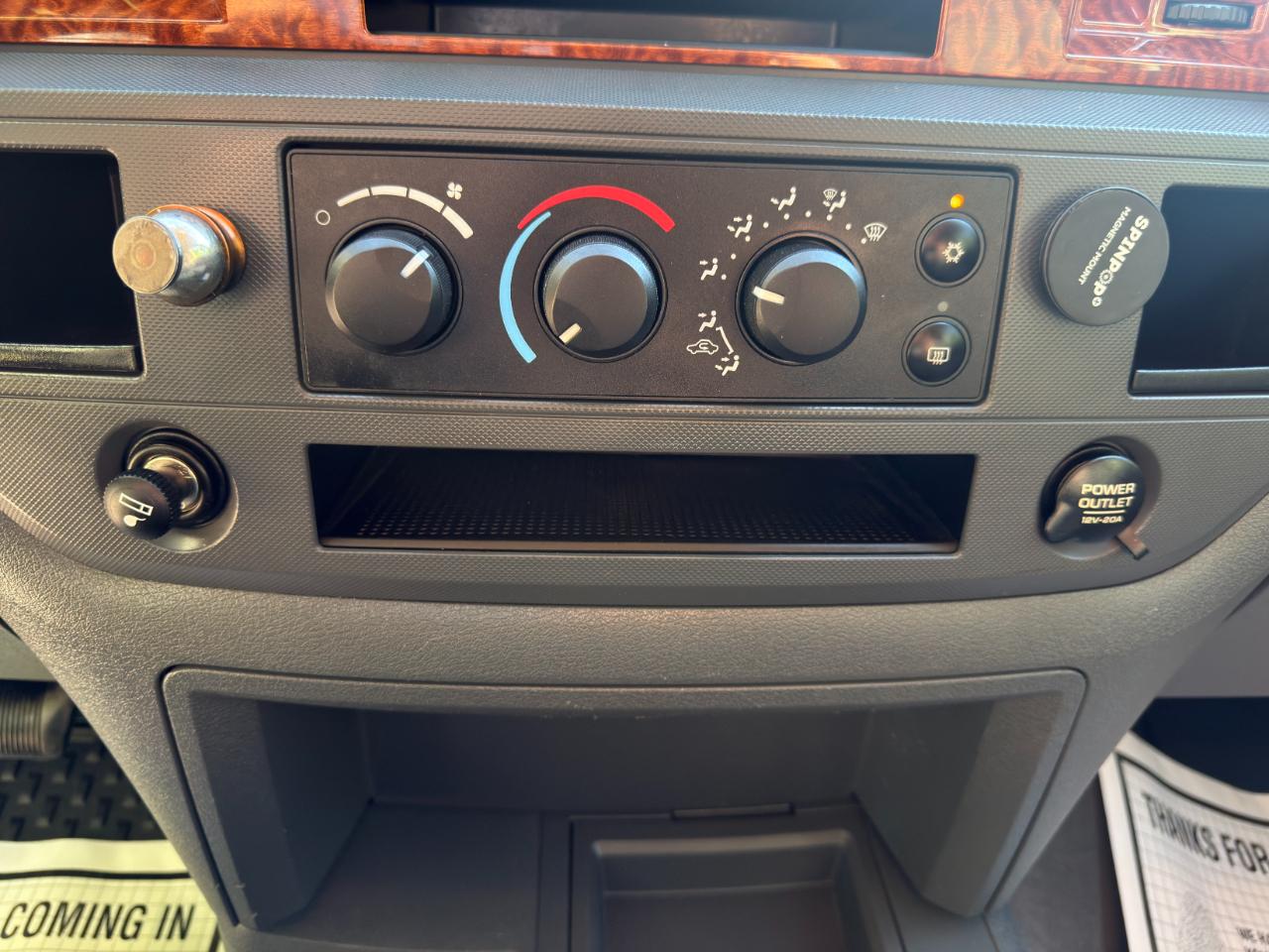 Dodge Ram 2500 TRX4 Off Road Quad Cab 4WD 2006
