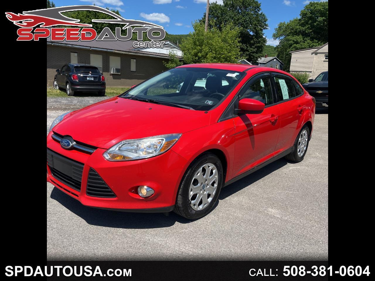 Ford Focus SE Sedan 2012