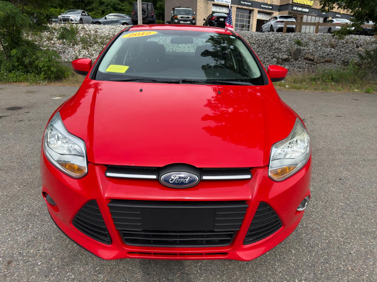 Ford Focus SE Sedan 2012