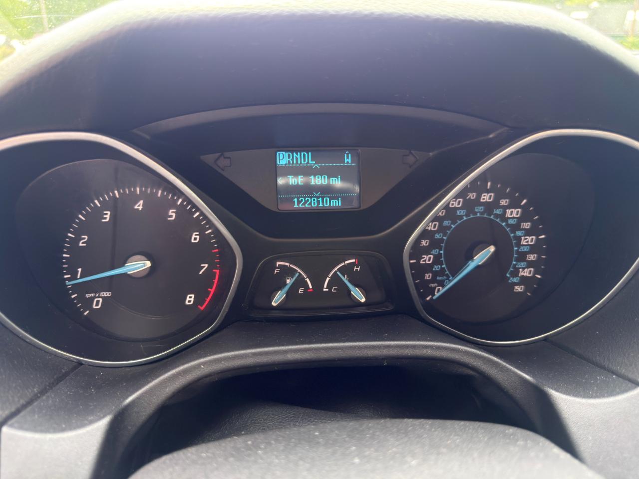 Ford Focus SE Sedan 2012