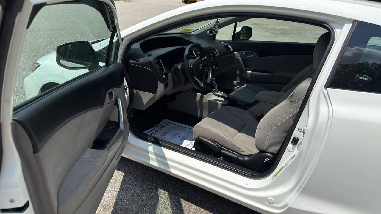 Honda Civic LX Coupe 5-Speed AT 2013