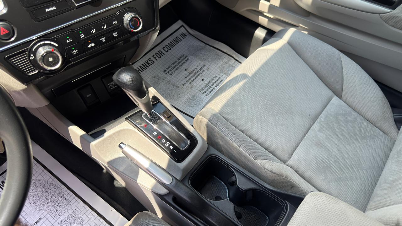 Honda Civic LX Coupe 5-Speed AT 2013