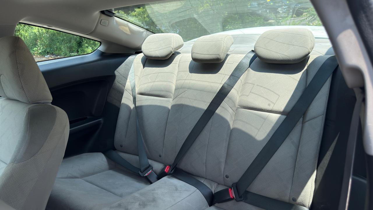 Honda Civic LX Coupe 5-Speed AT 2013
