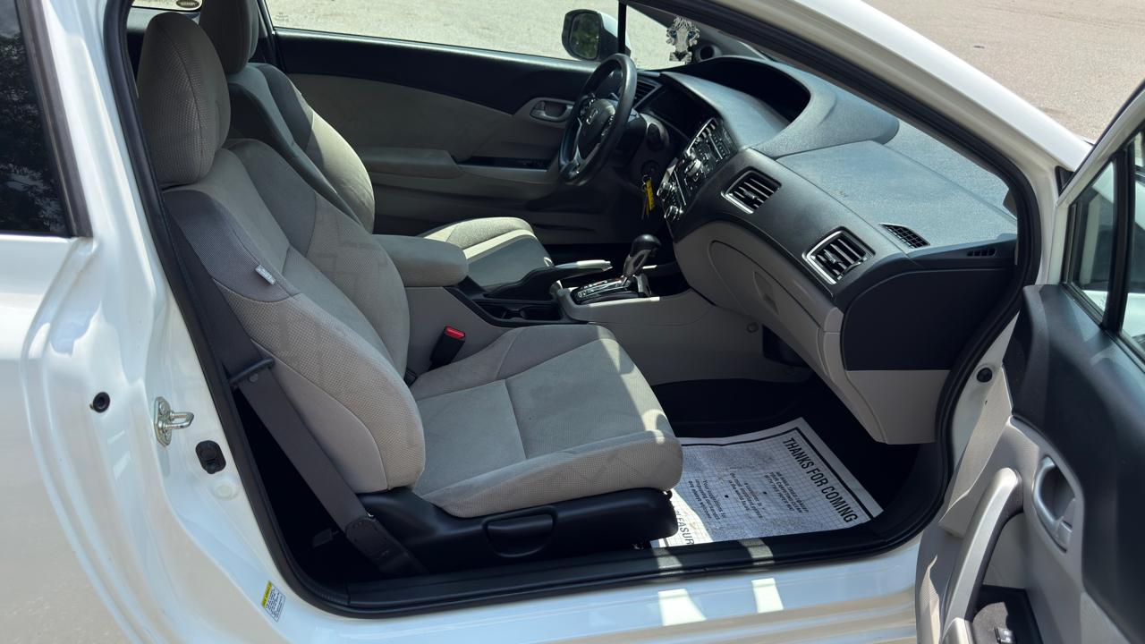 Honda Civic LX Coupe 5-Speed AT 2013