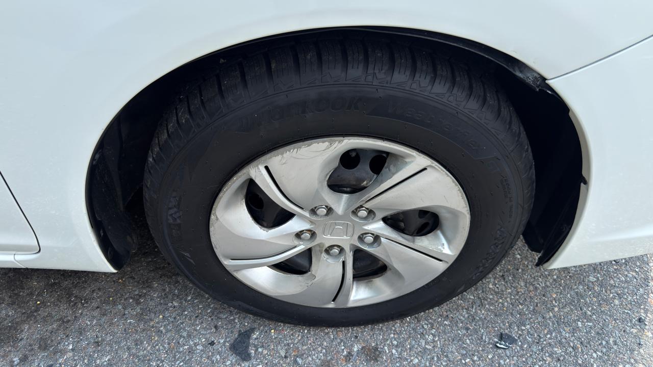 Honda Civic LX Coupe 5-Speed AT 2013