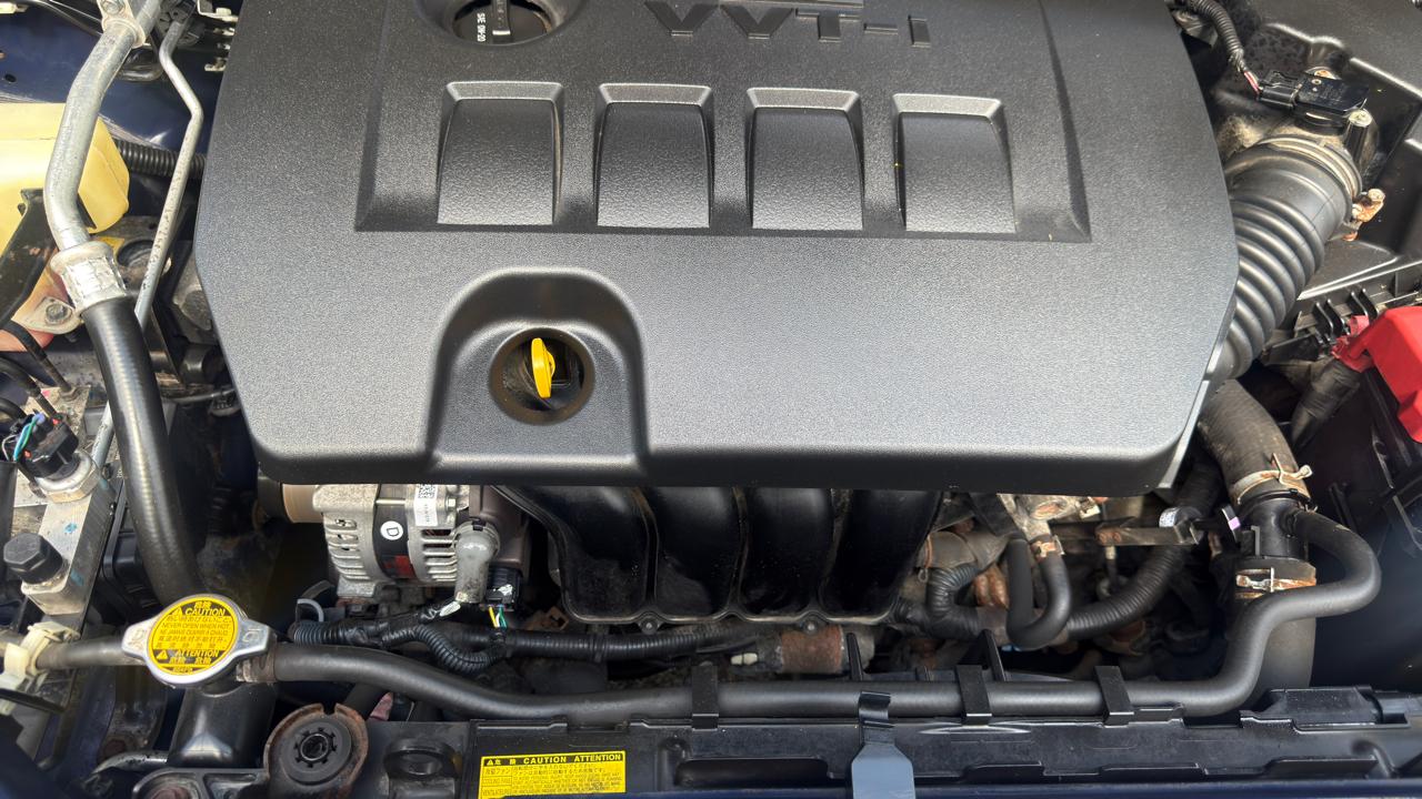 Toyota Corolla LE 2013