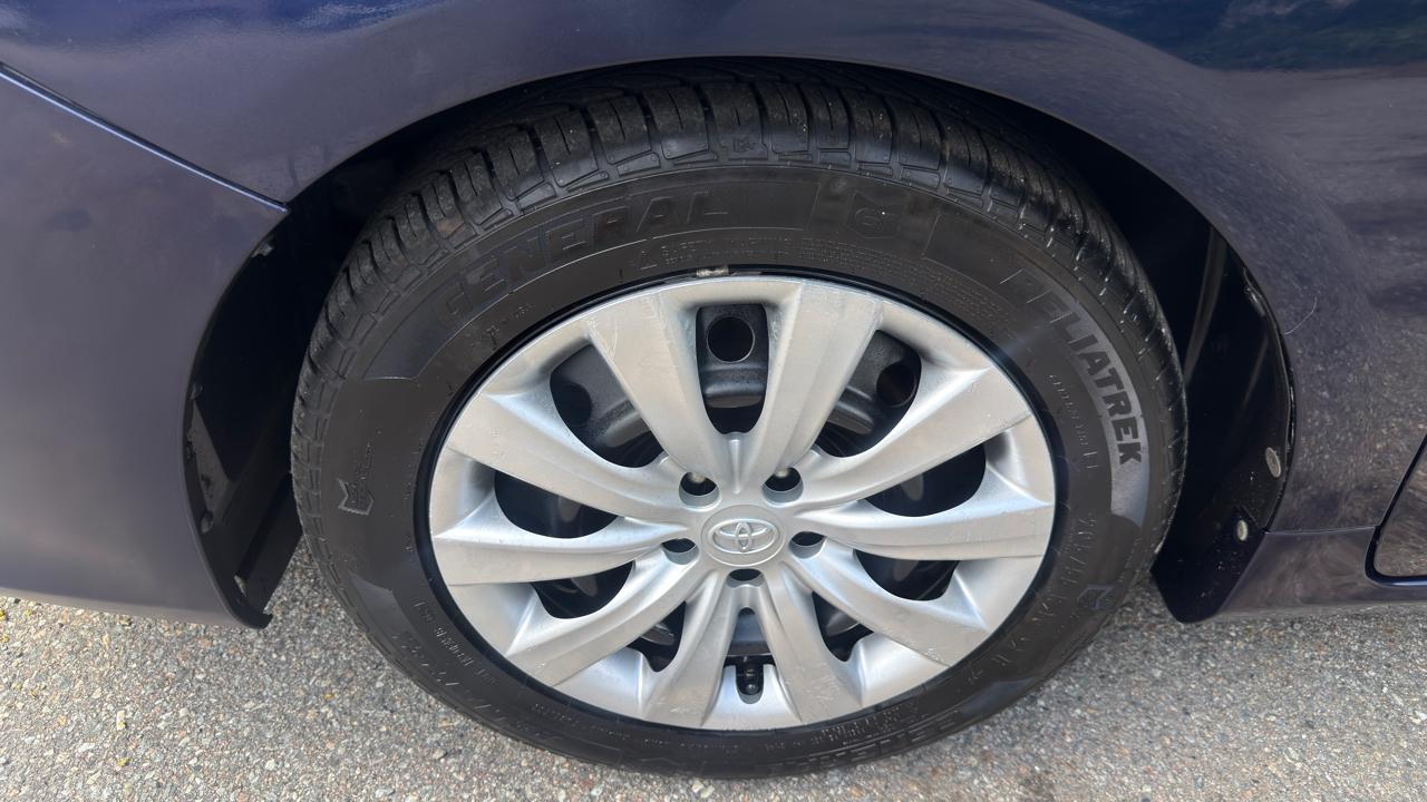 Toyota Corolla LE 2013