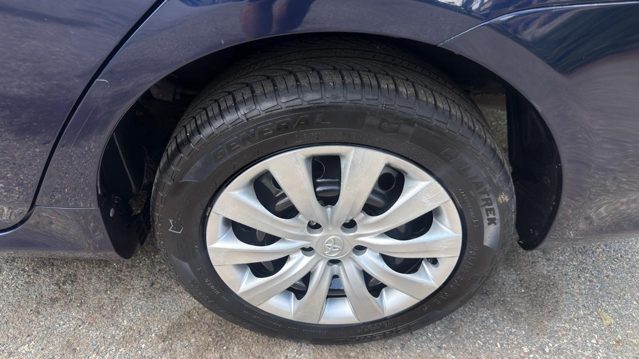 Toyota Corolla LE 2013