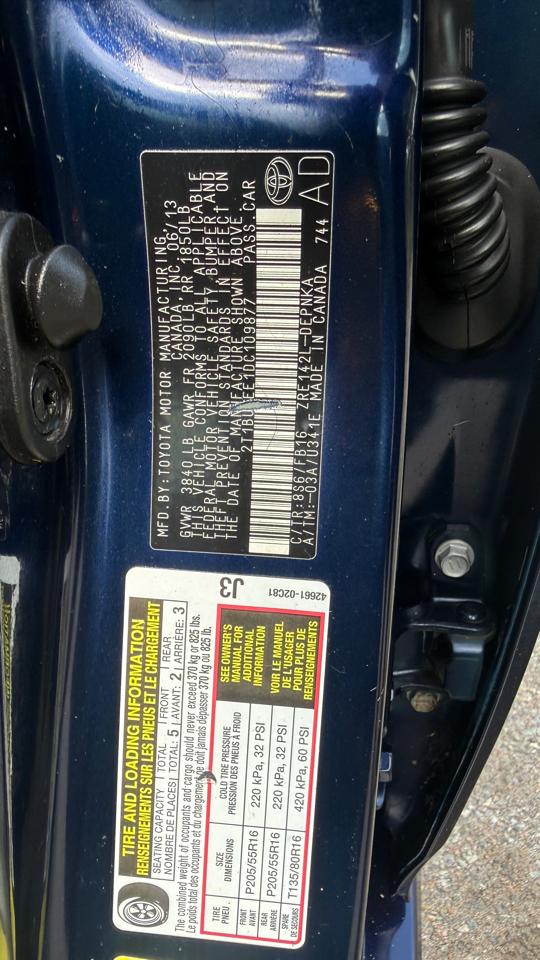 Toyota Corolla LE 2013