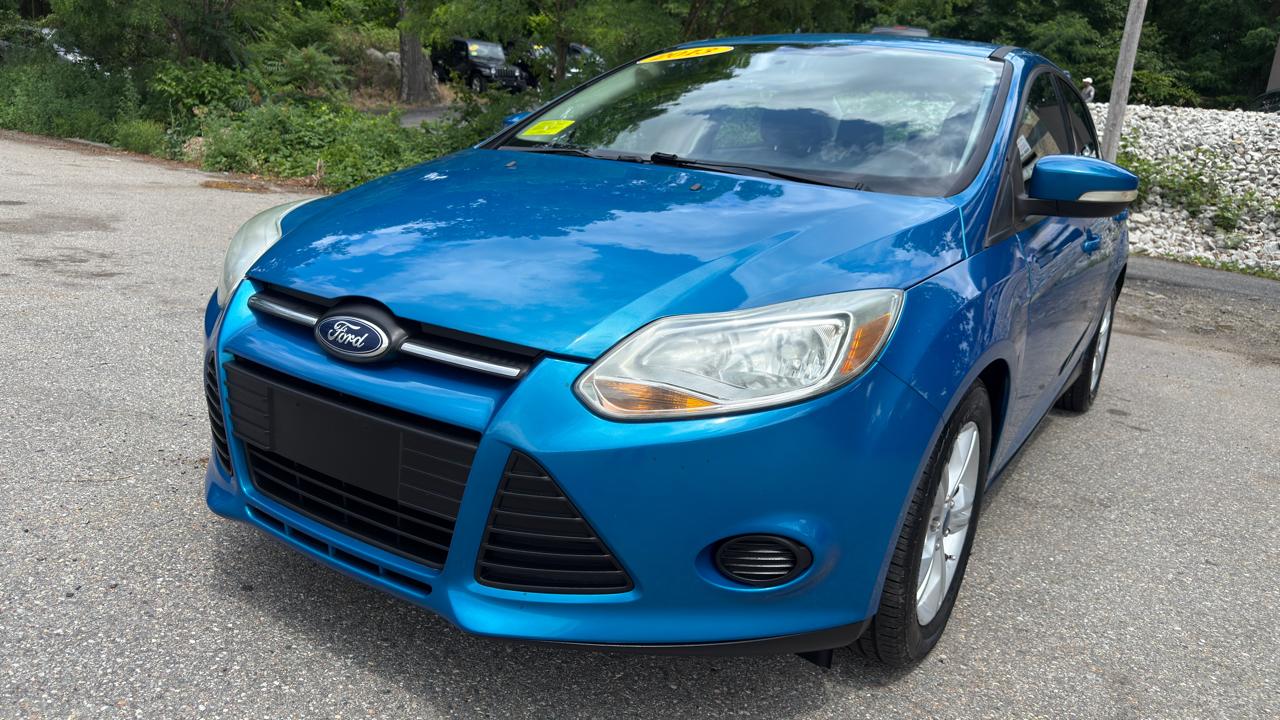 Ford Focus SE Sedan 2013