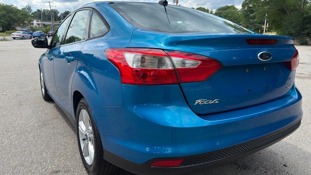Ford Focus SE Sedan 2013