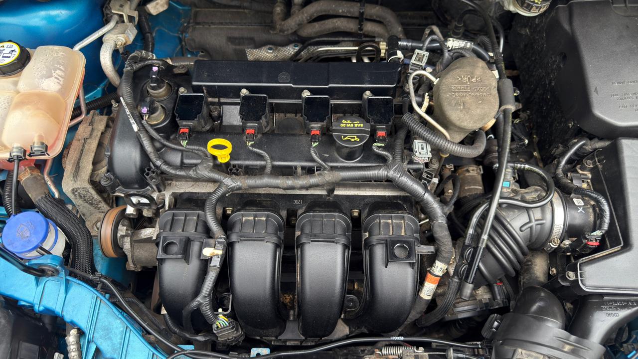 Ford Focus SE Sedan 2013