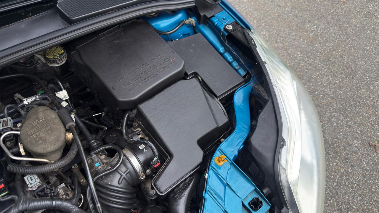 Ford Focus SE Sedan 2013