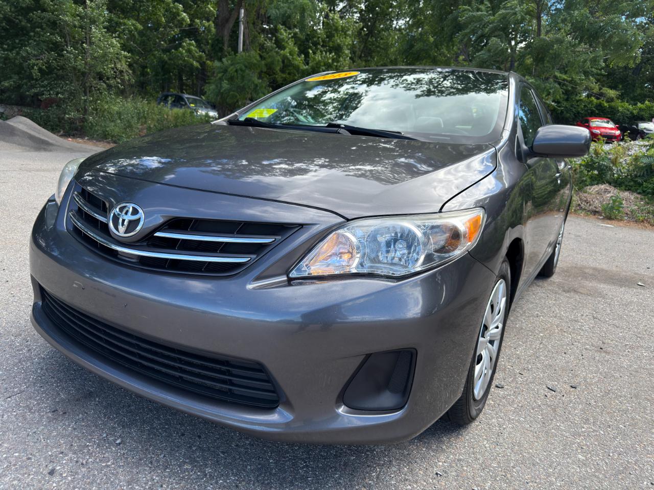 Toyota Corolla LE 4-Speed AT 2013