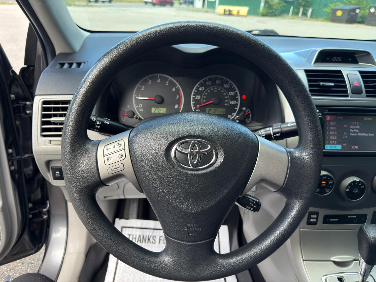 Toyota Corolla LE 4-Speed AT 2013