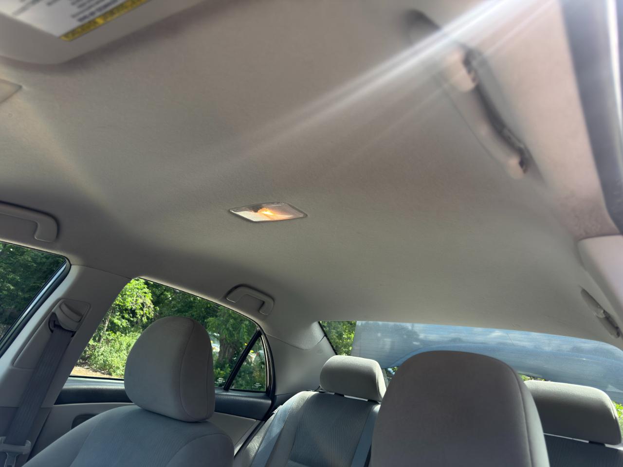 Toyota Corolla LE 4-Speed AT 2013