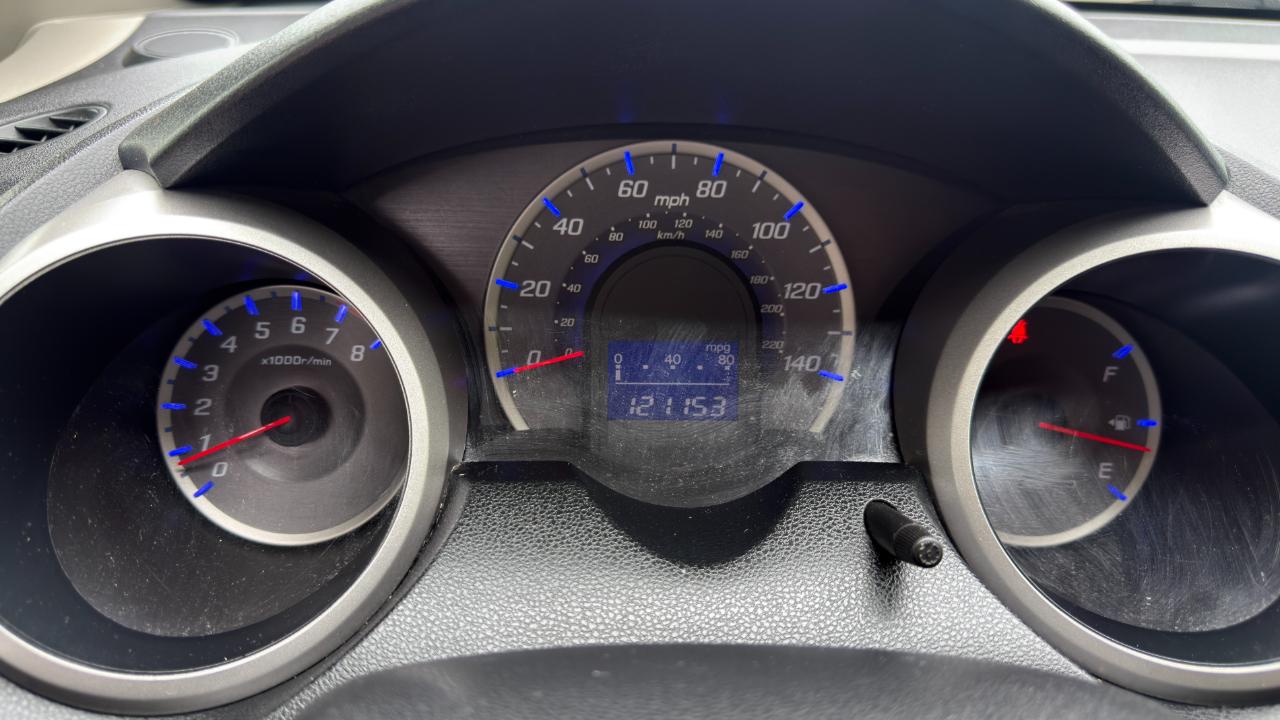 Honda Fit 5-Speed AT 2012