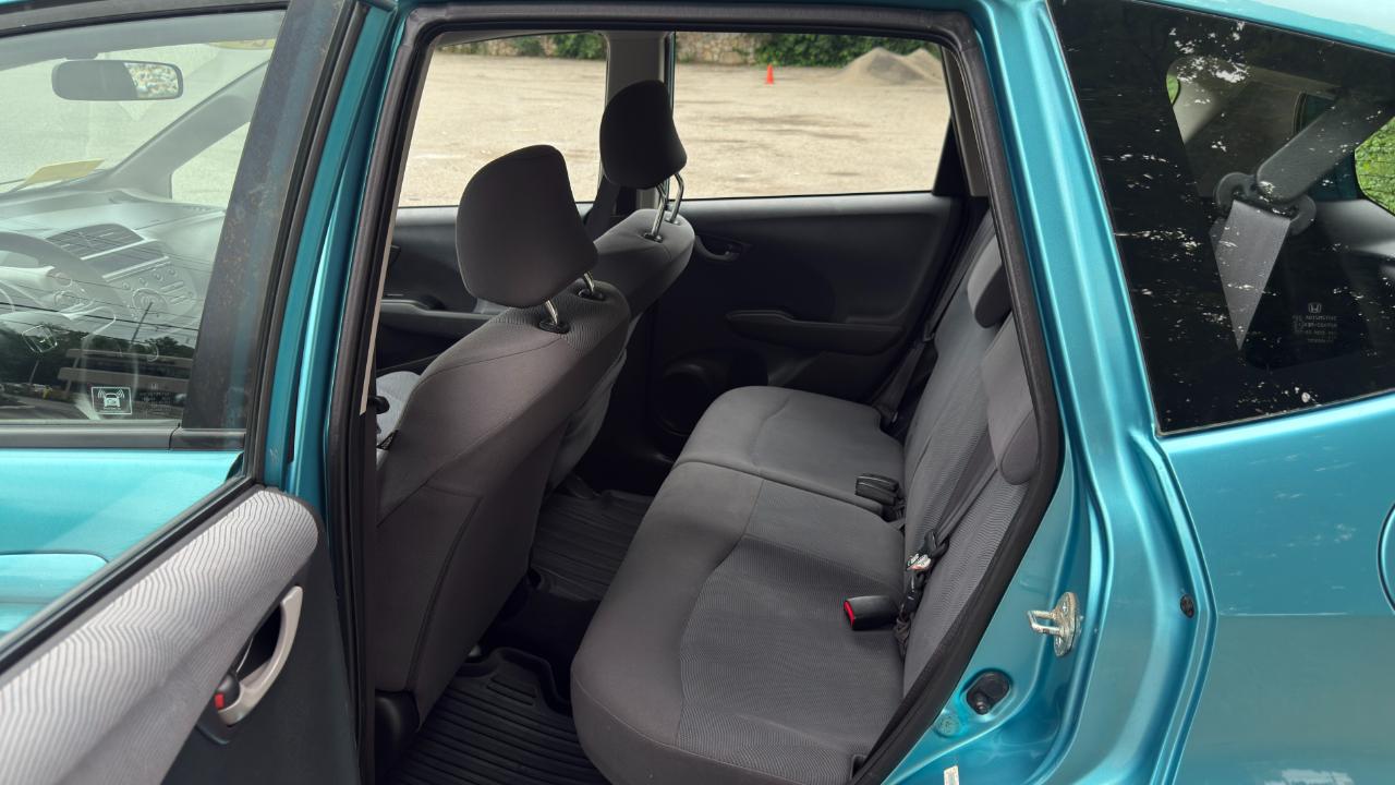 Honda Fit 5-Speed AT 2012