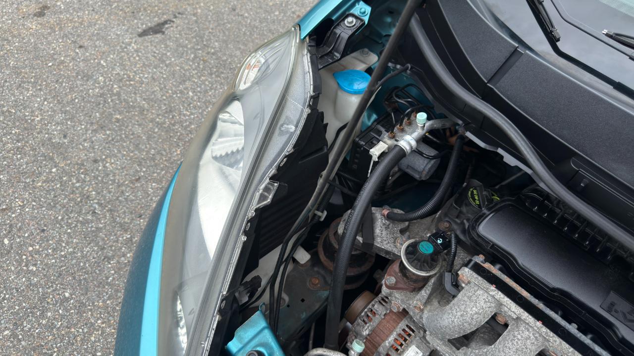 Honda Fit 5-Speed AT 2012