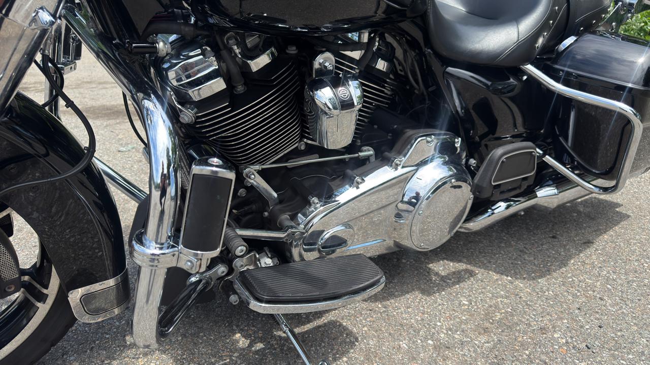Harley-Davidson Road King  2020