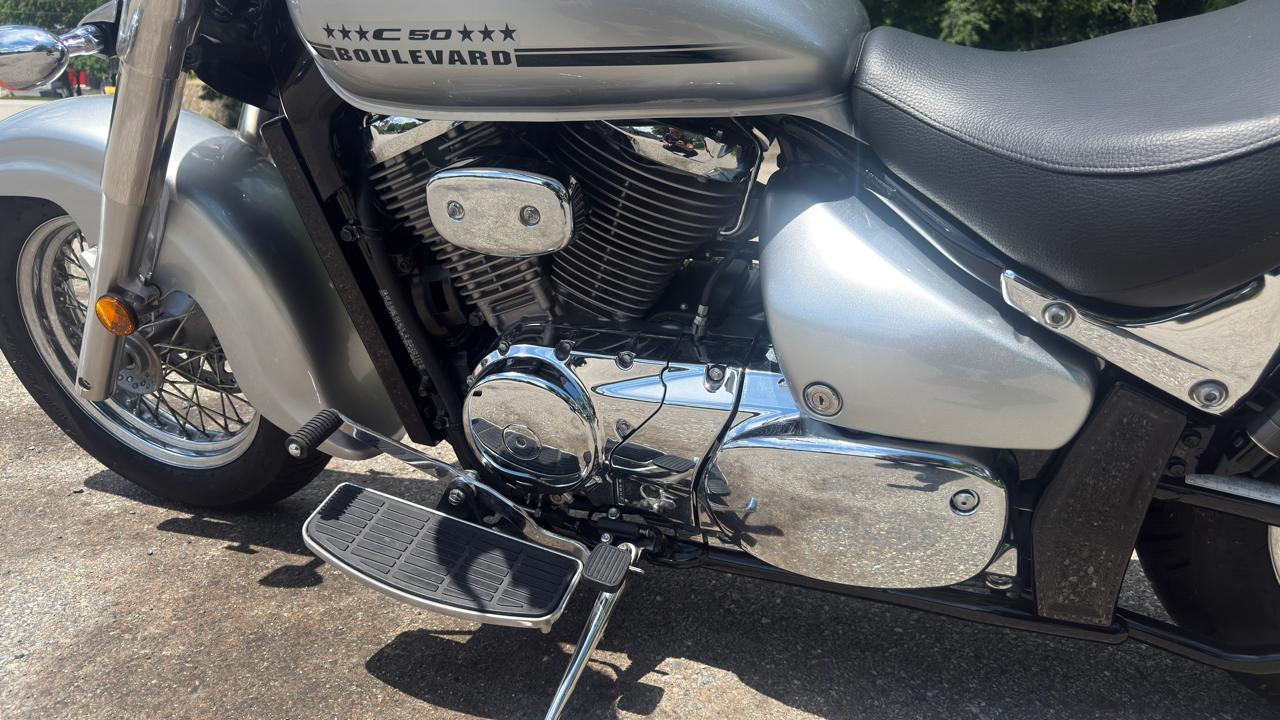 Suzuki Boulevard C50  2019