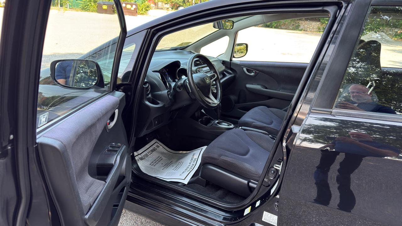 Honda Fit Sport 5-Speed AT 2013
